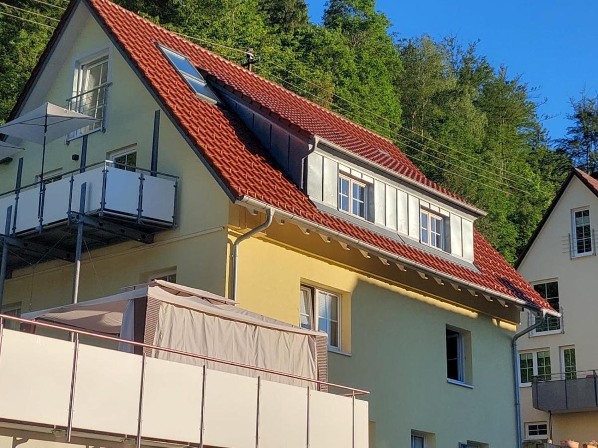 Apartement Am Waldrand Bad Wildbad Dış mekan fotoğraf