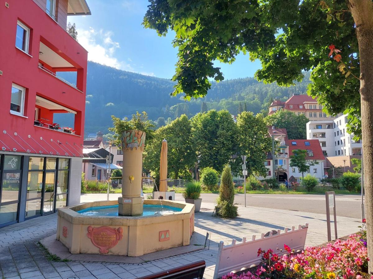 Apartement Am Waldrand Bad Wildbad Dış mekan fotoğraf